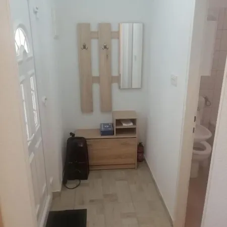 K-20879 Two Bedroom House With Terrace Kasic,