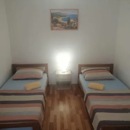 K-20879 Two Bedroom House With Terrace Kasic,