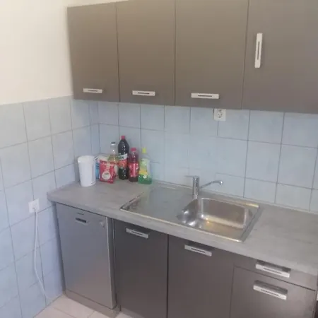 K-20879 Two Bedroom House With Terrace Kasic, * Kasic